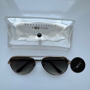 Quay Australia X Dezi Perkins Sahara Gold/Smoke Taupe Sunglasses New in Case!